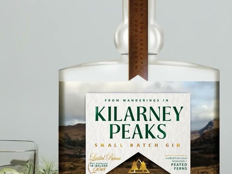A gin bottle and label for Kilarney Peaks